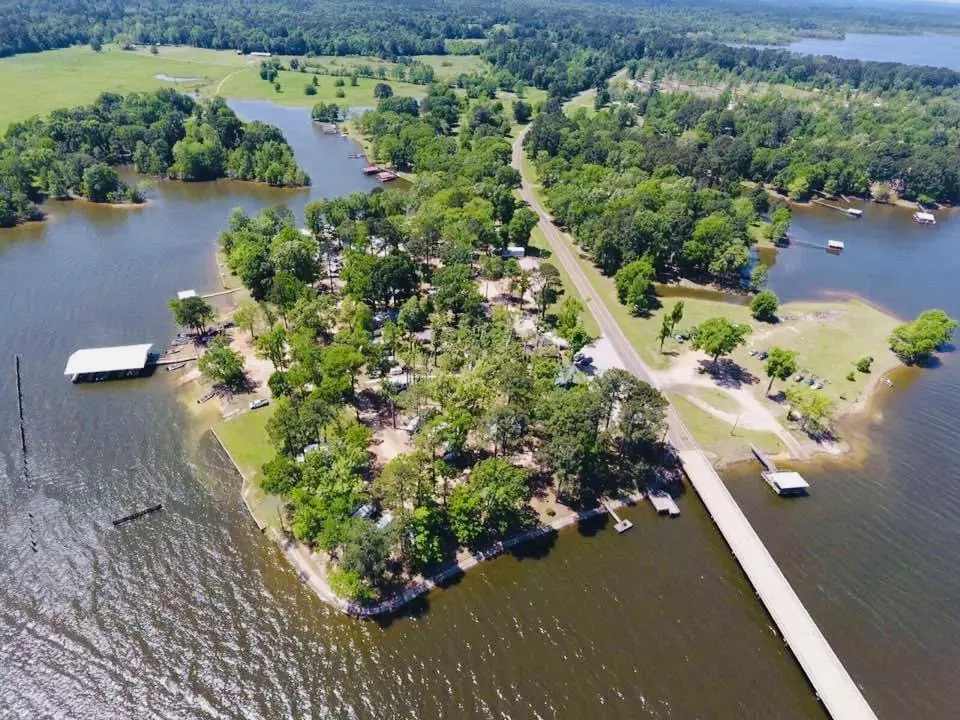 Holly Park Marina